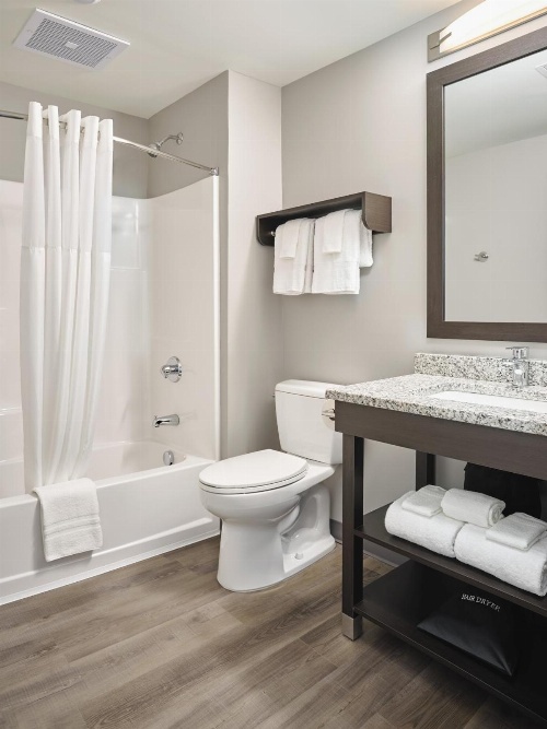stayAPT Suites Montgomery image 4